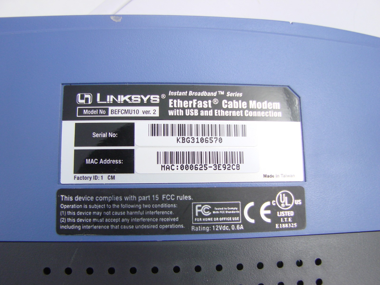Linksys Etherfast Cable Model BEFCMU10 V#2 w/ box power cord
