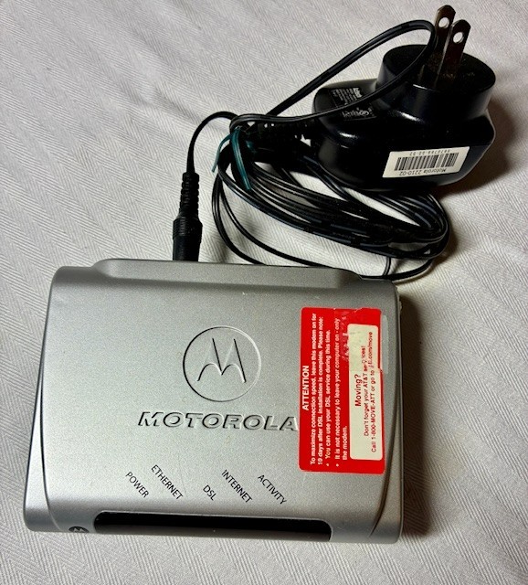 Motorola 2210-02-1022 MSTATEA DSL Ethernet Modem With Power Supply
