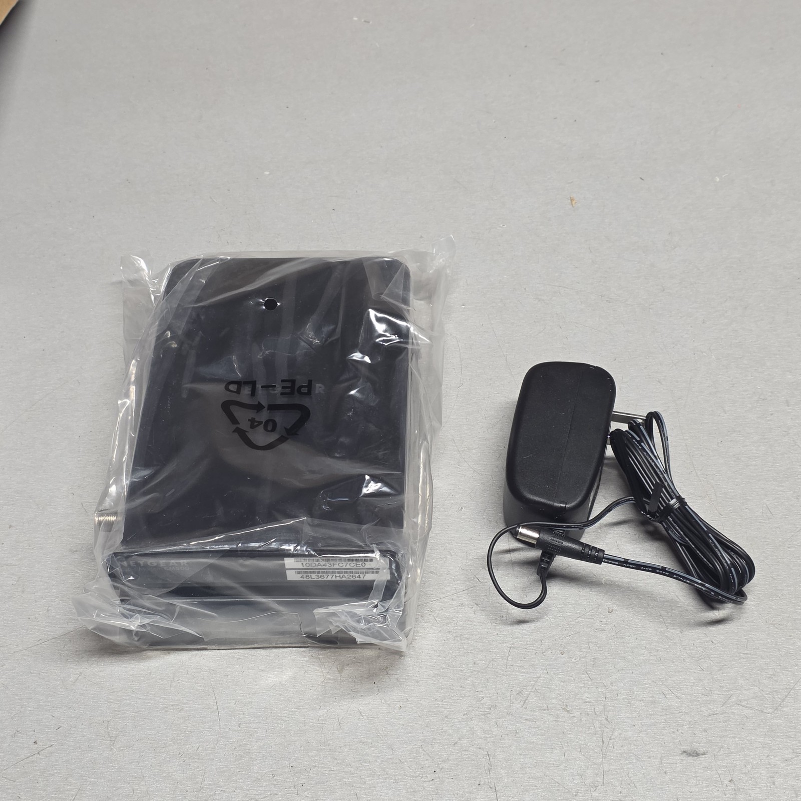 NETGEAR CM500 DOCSIS 3.0 High Speed Cable Modem 16×4 Up to 680 Mbps