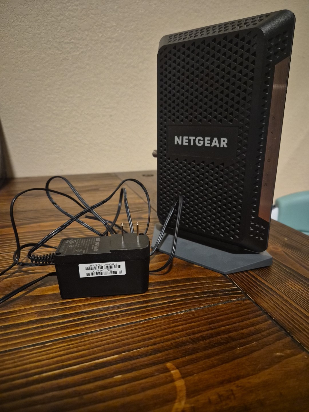 NETGEAR NIGHTHAWK CM1100 Cable Modem DOCSIS 3.1 Multi-Gig SpeedModem