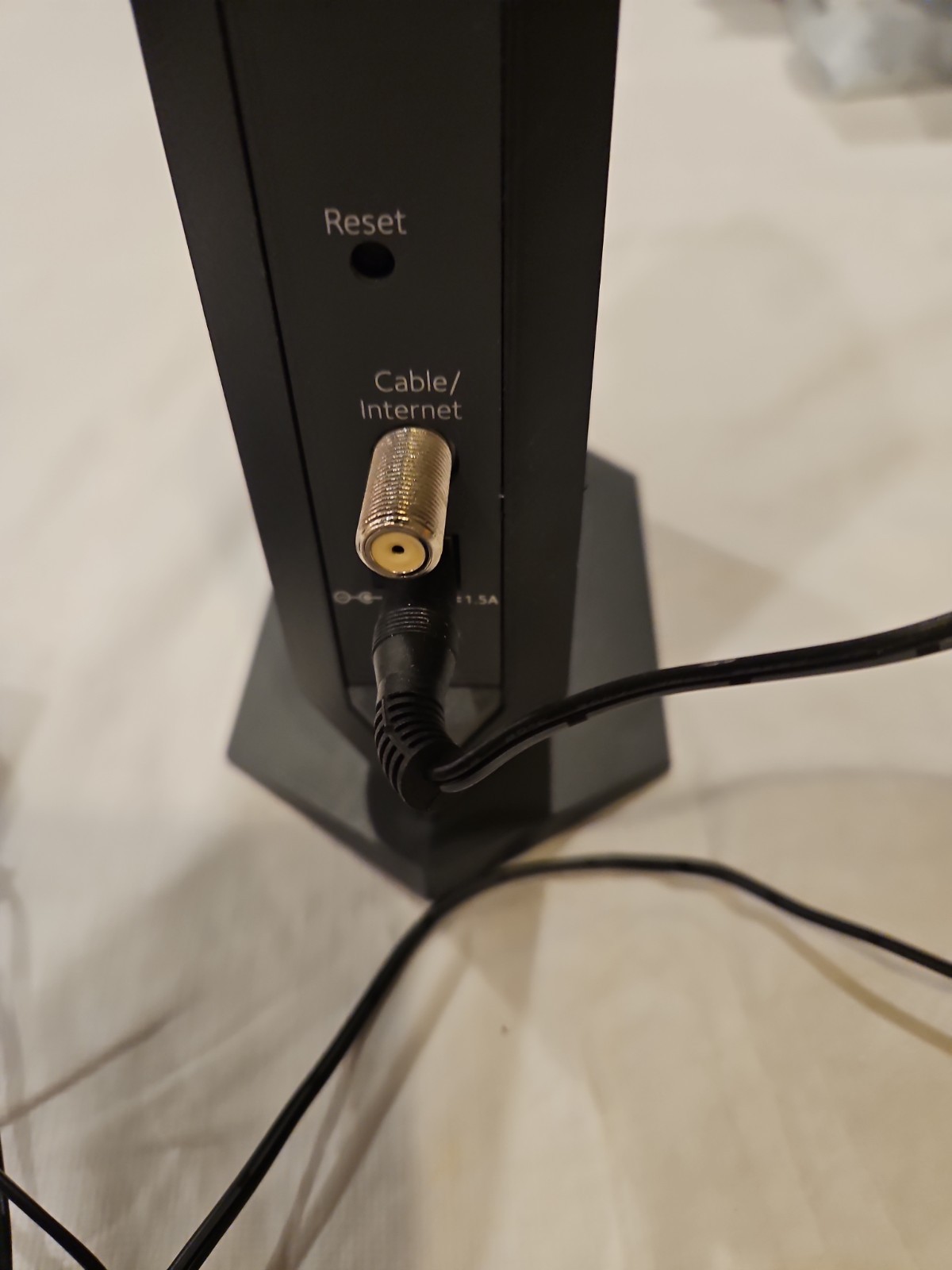 NETGEAR CM600 960Mbps DOCSIS 3.0 Cable Modem | Tested