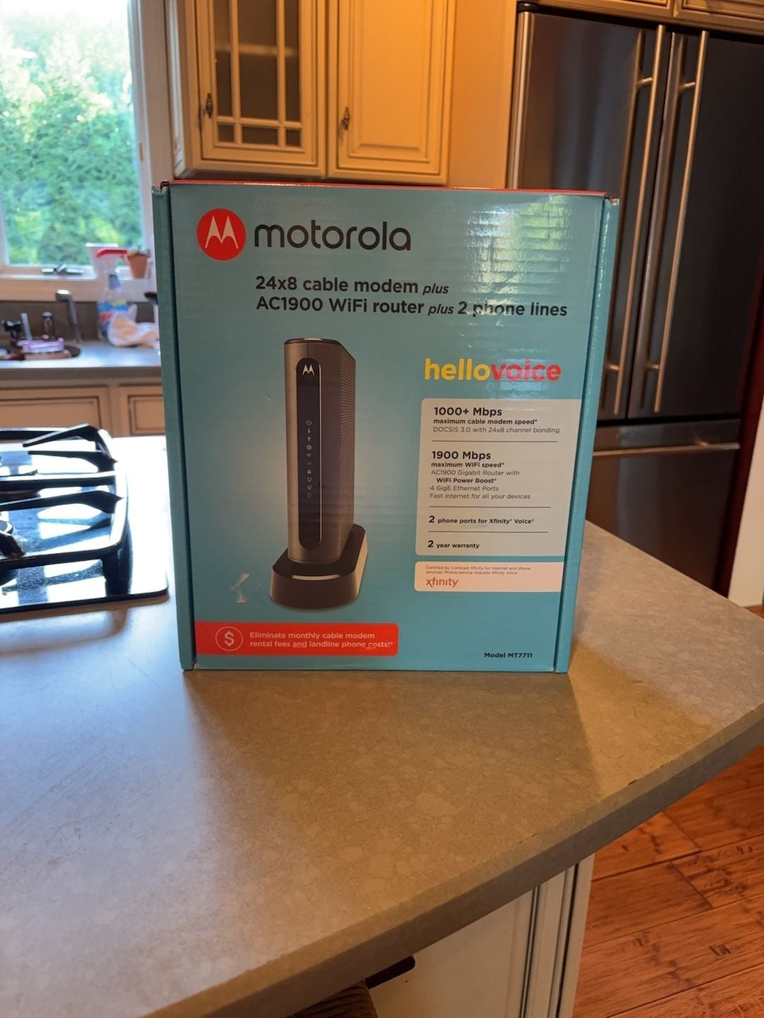 Motorola MT7711 24×8 Cable Modem plus AC1900 WiFi Router