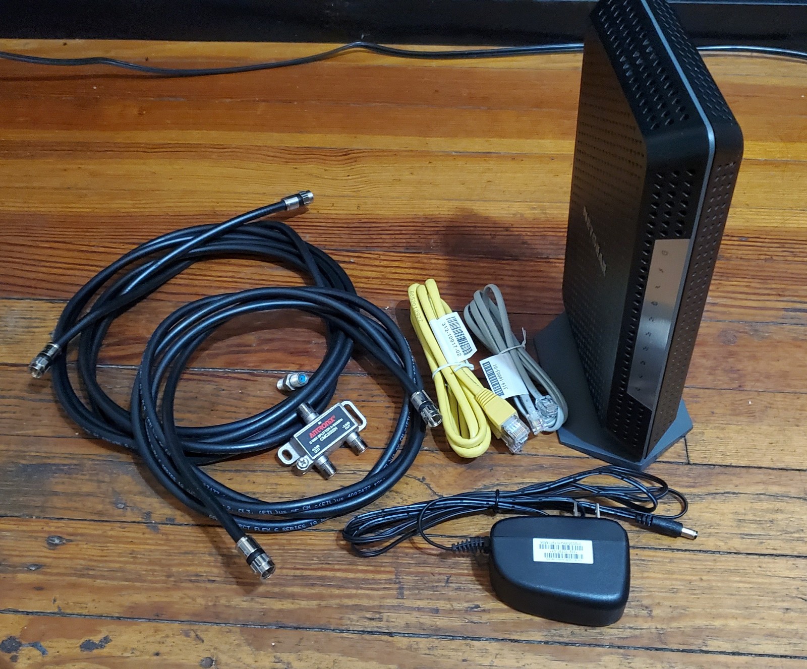 Netgear Night Hawk CM1150V DOCSIS 3.1 XFINITY Modem gently used $74.58