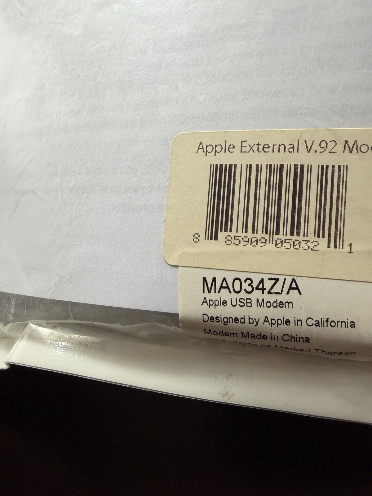 Apple Apple USB Modem MA034Z/A V.92 Dial-Up USB External Modem for Mac White