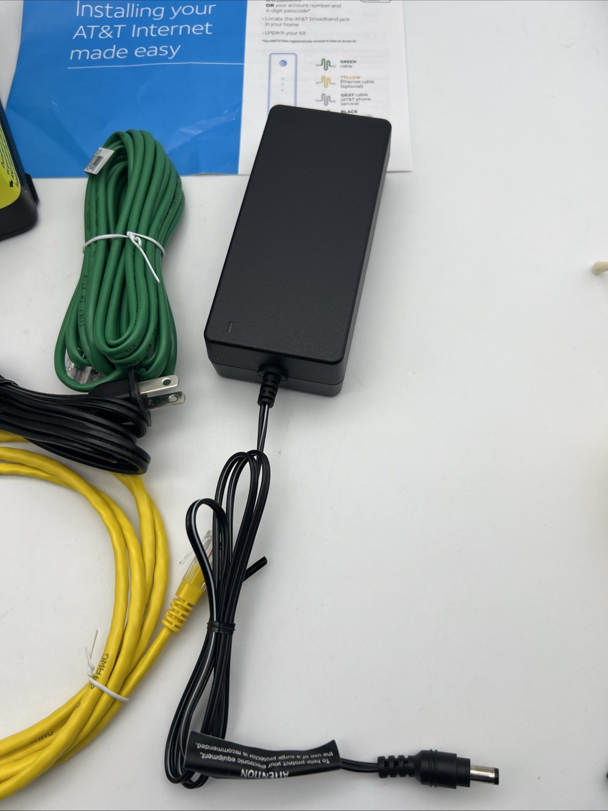 At&T U-Verse Modem 526BAC With Accessories