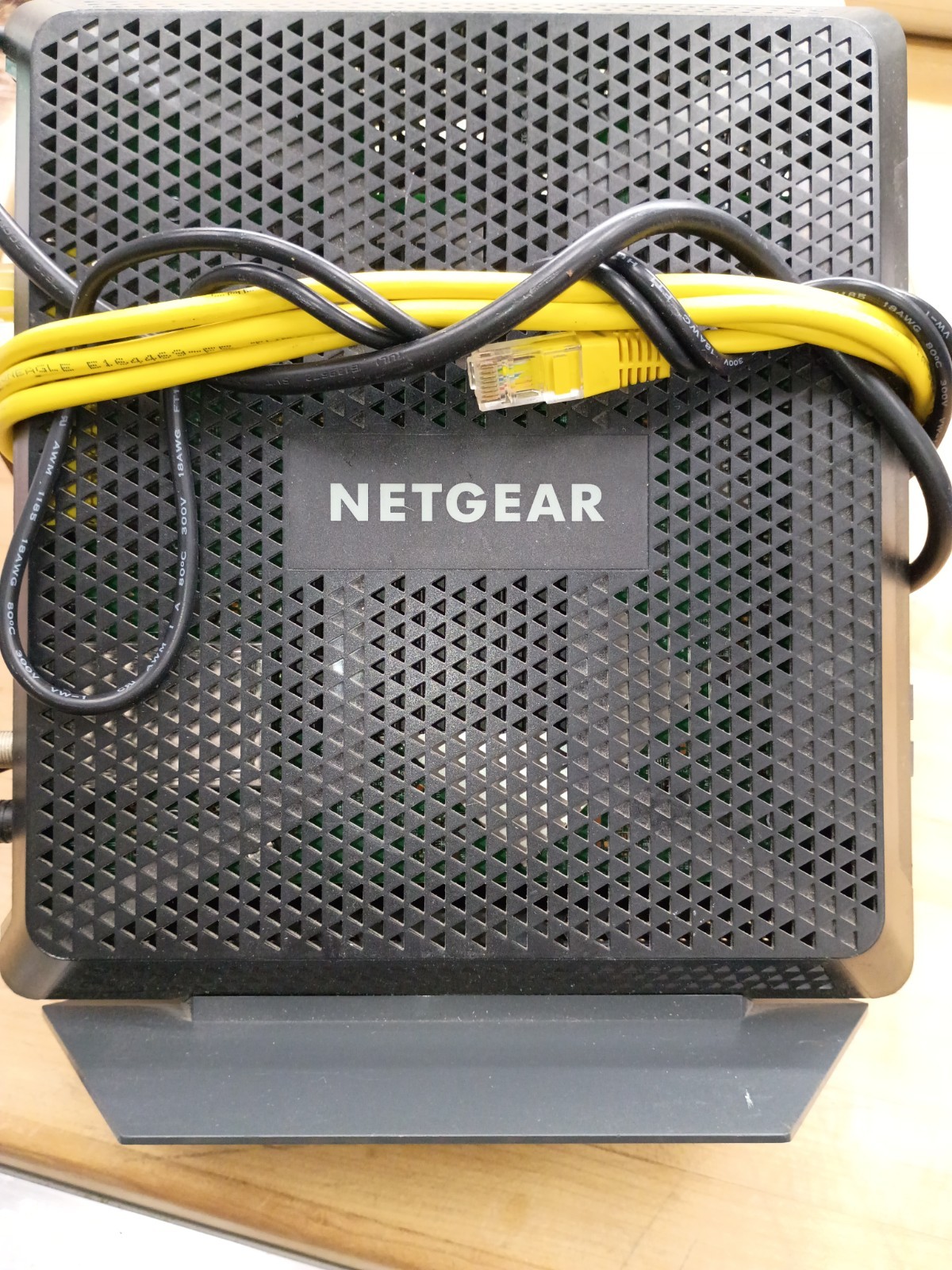 Netgear Nighthawk WiFi Cable Modem C7000v2 AC1900 Xfinity Comcast Spectrum Cox