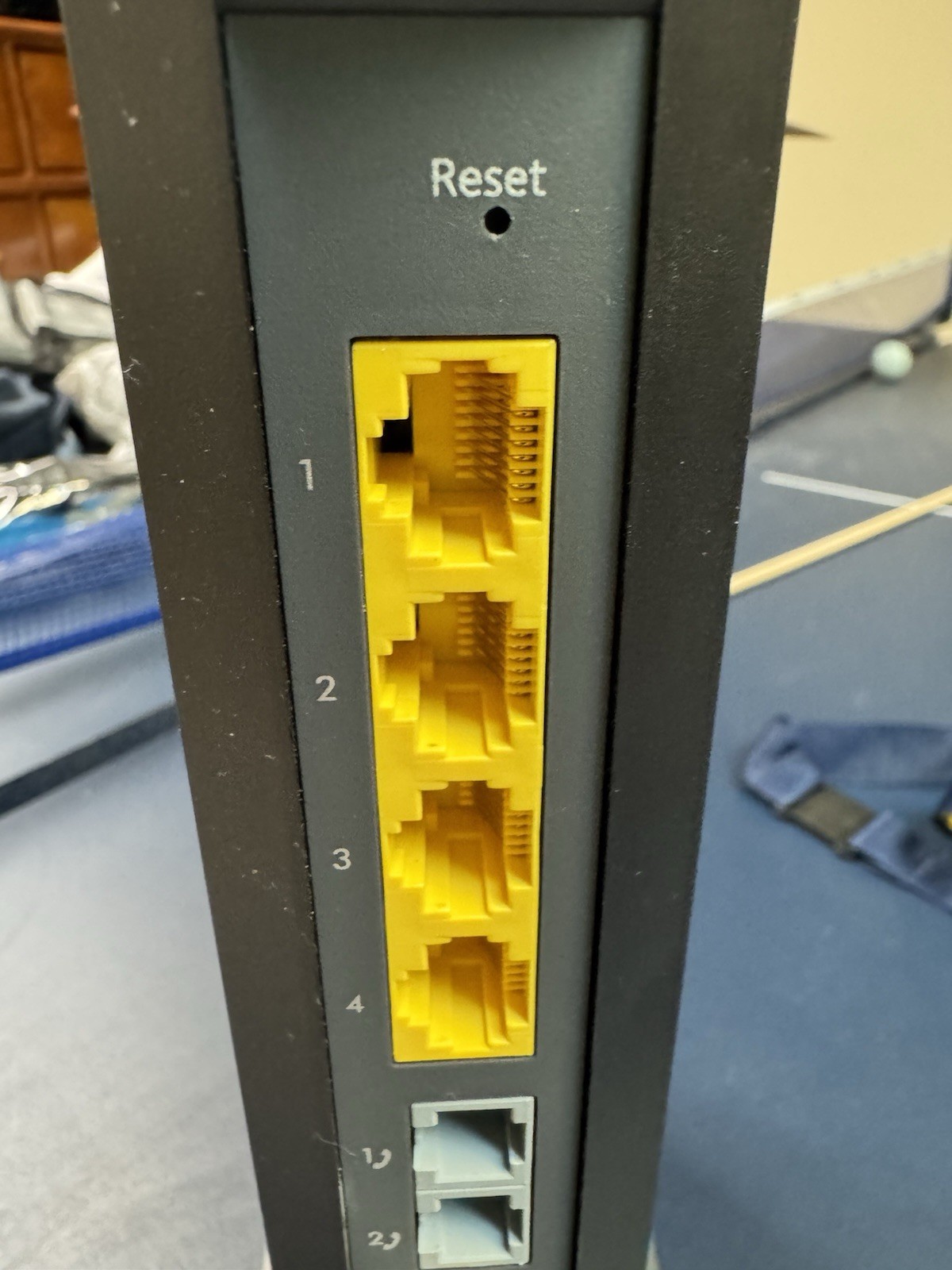 NETGEAR CM1150V Nighthawk Multi-Gig Speed Cable Modem for XFINITY Voice