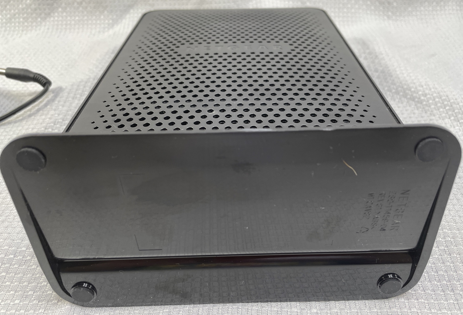 Netgear N450 CG3000Dv2 DOCSIS 3.0 Wireless Cable Modem/Router + Power Adapter