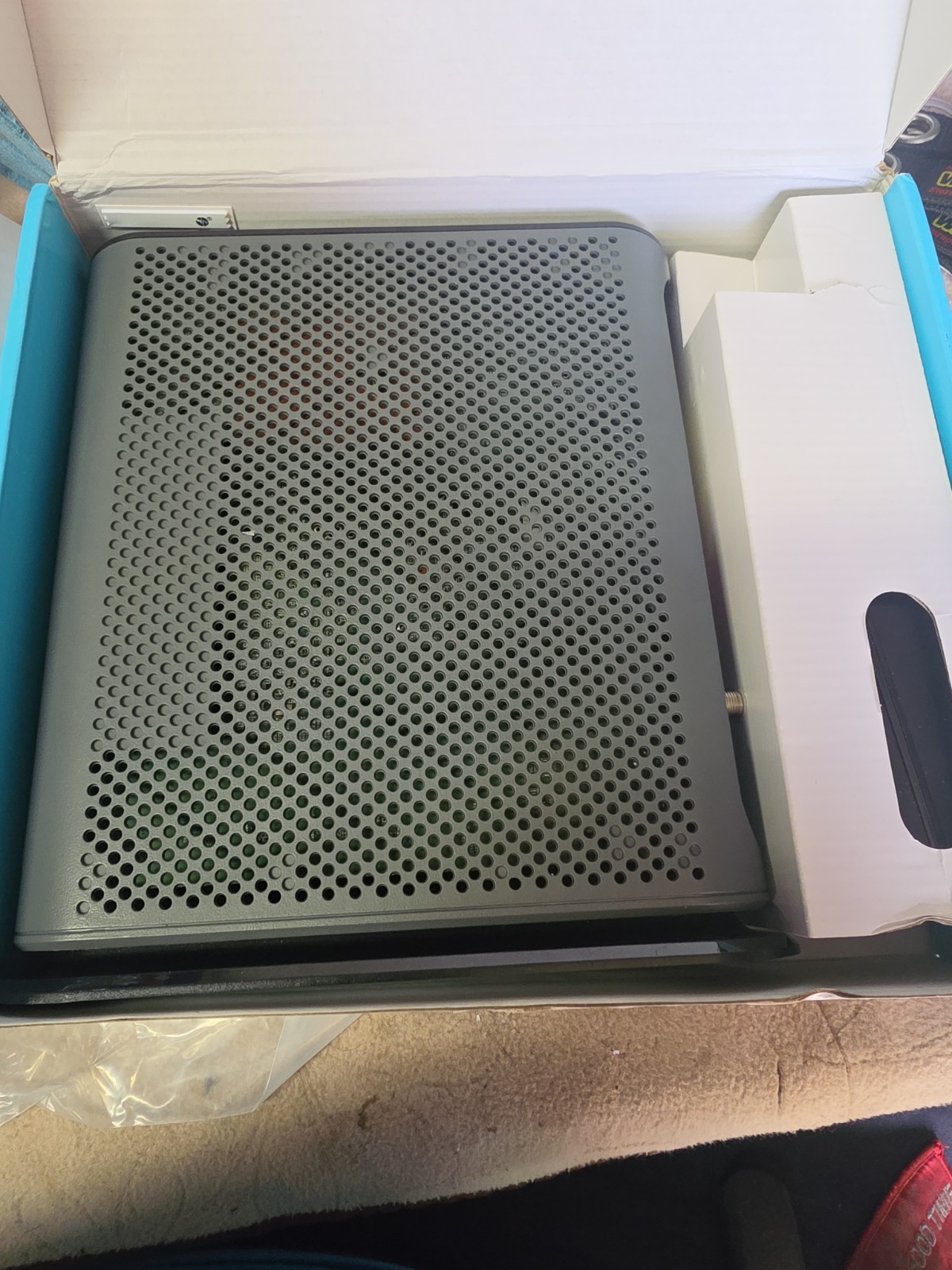 MOTOROLA MG7550-30 AC1900 WIFI ROUTER 16X4 CABLE MODEM PLUS ROUTER