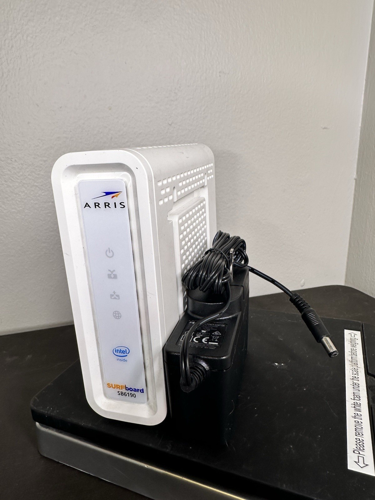ARRIS Surfboard SB6190 DOCSIS 3.0 Cable Modem, White *TESTED*