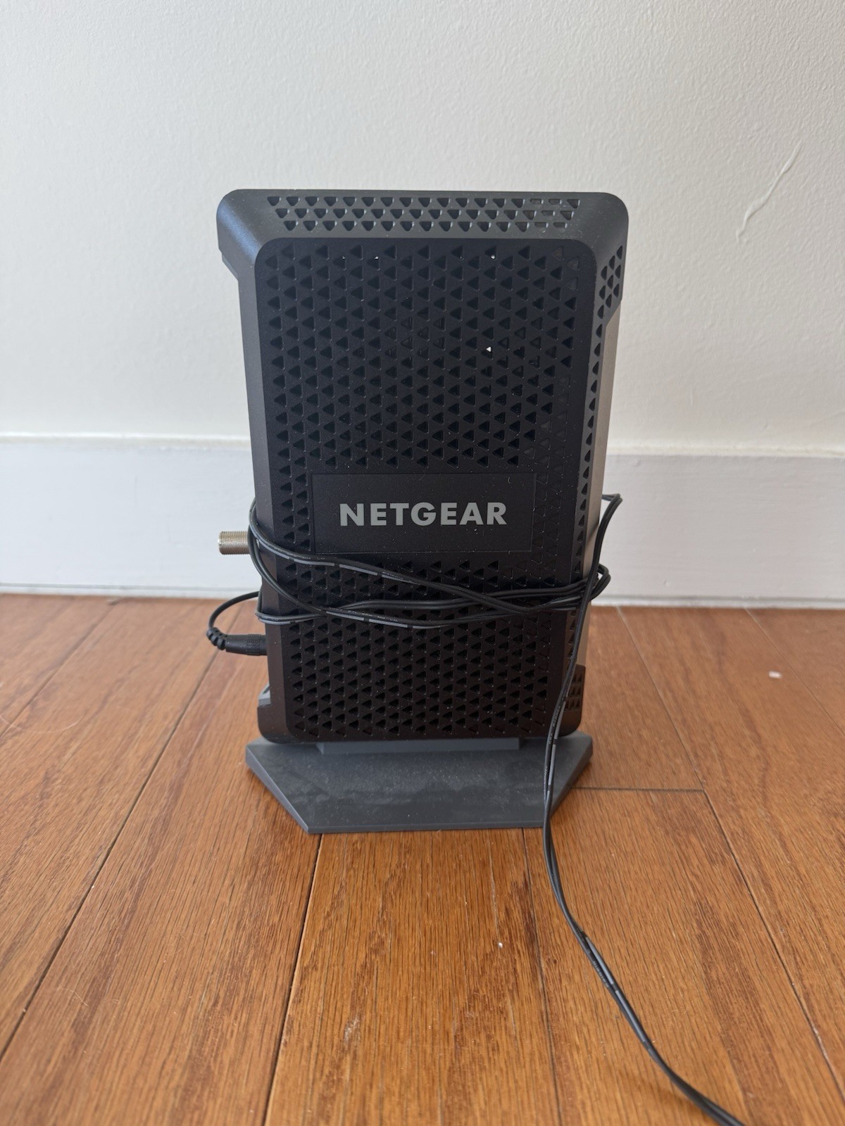 NETGEAR CM1000 DOCSIS 1000Mbps Cable Modem (CM1000-1AZNAS)