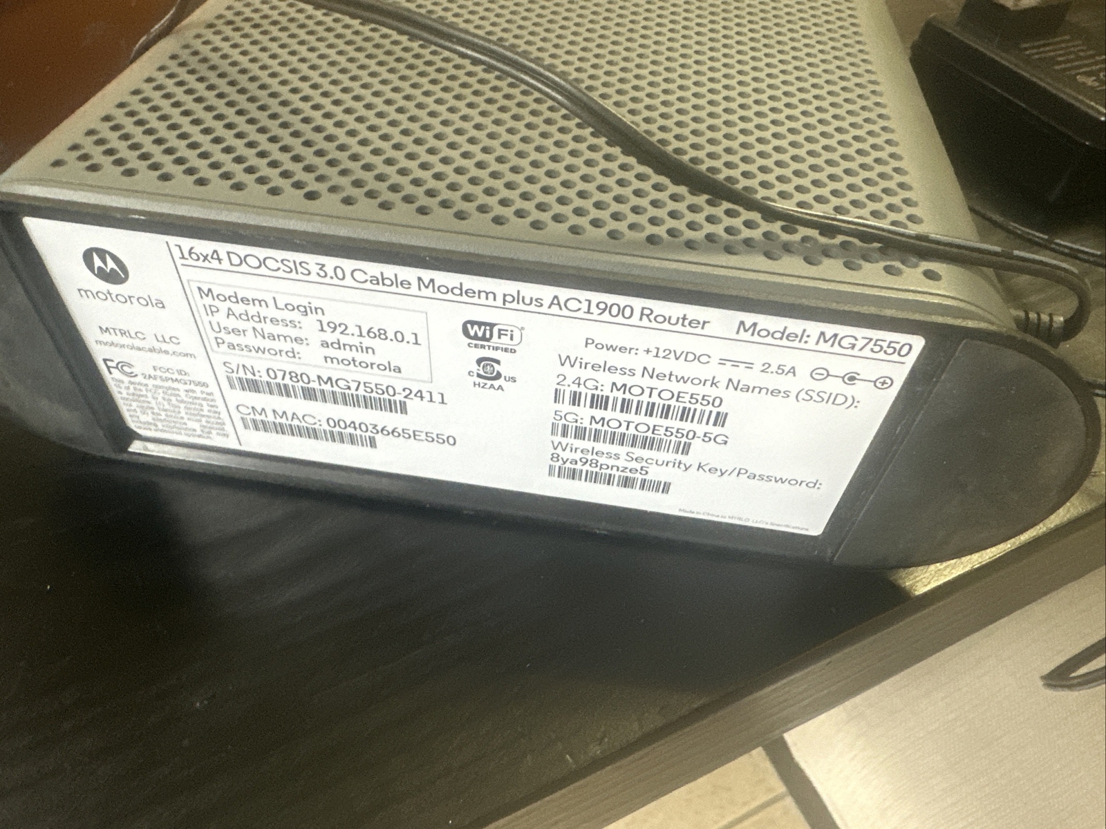 Motorola MG7550 16×4 Cable Modem Plus AC1900 WiFi Router New / Open Box