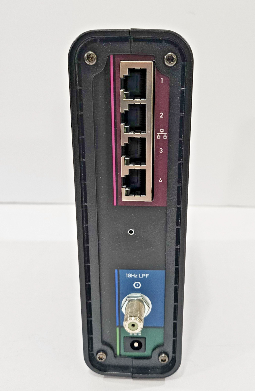 ARRIS SURFboard SBG 6580-G228 Cable Modem, Wi-Fi Router w/ cables and power cord
