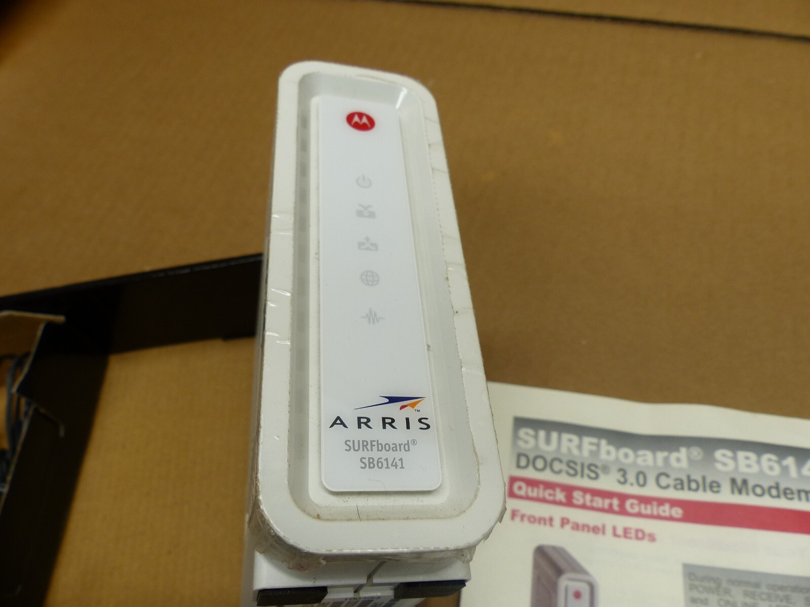 ARRIS SURFboard SB6141 Motorola Surf Board Modem 400 Series