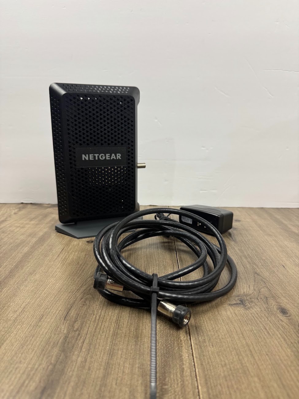 NETGEAR Nighthawk CM1100 Cable Modem 2 Gbps 2 x 1G Ethernet Ports – DOCSIS 3.1
