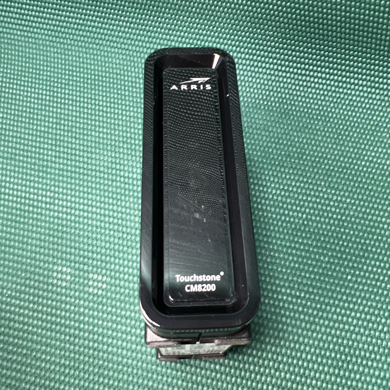 ARRIS Touchstone CM8200A DOCSIS 3.1 Ultra Fast Cable Modem – Black