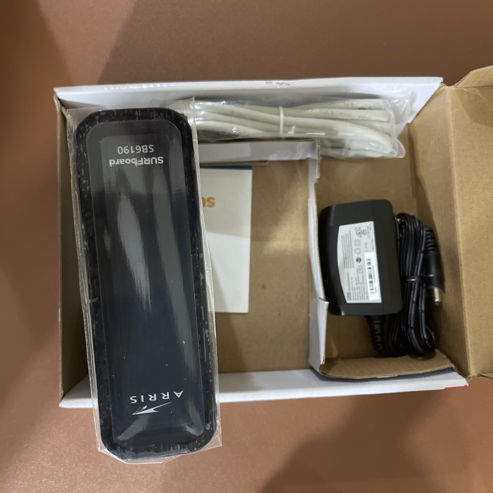 ARRIS SURFboard DOCSIS 3.0 Cable Modem – SB6190