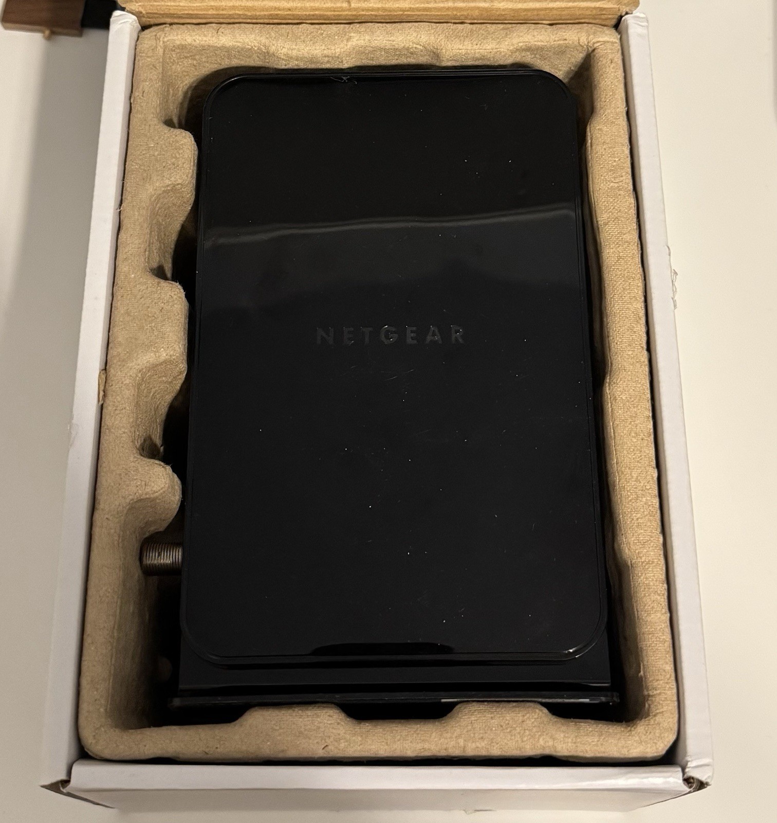 NETGEAR CM500 High Speed Cable Modem DOCSIS 3.0 Up To 680Mbps 16×4 Channel