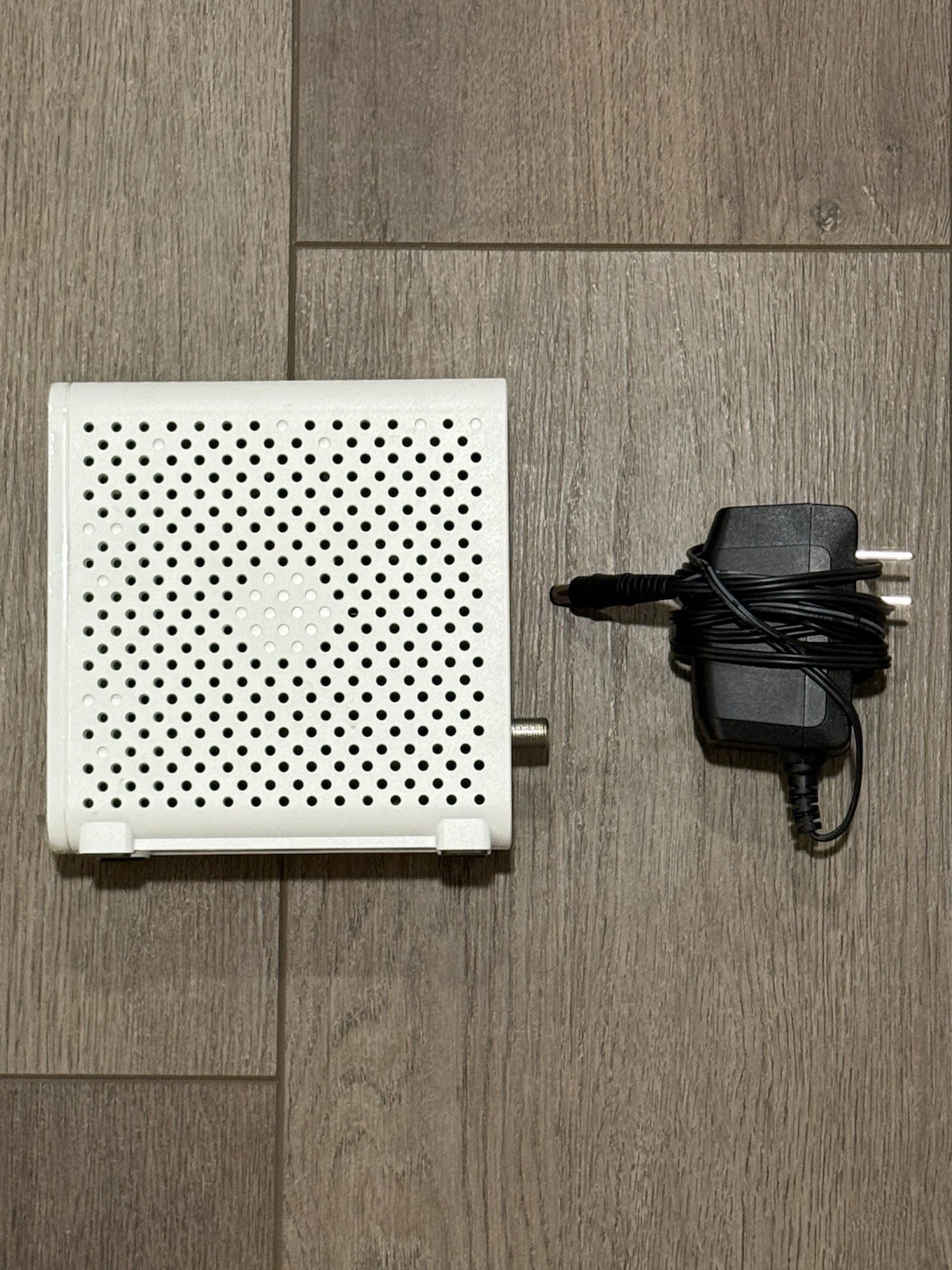 ARRIS SURFboard SB6183 Cable Modem 16×4 Channels DOCSIS 3.0 – white