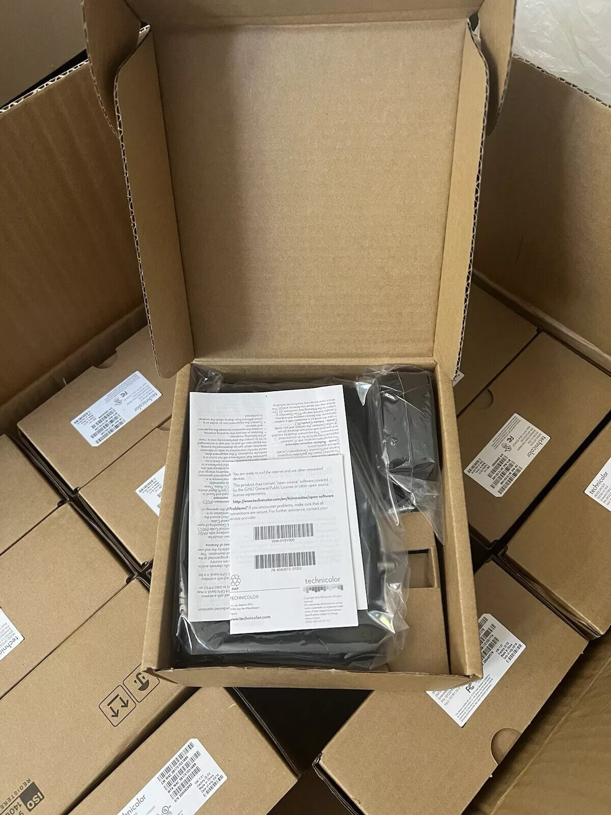 Lot of 11. Technicolor DPC3216 DOCSIS 3.0 16×4 Cable Modem