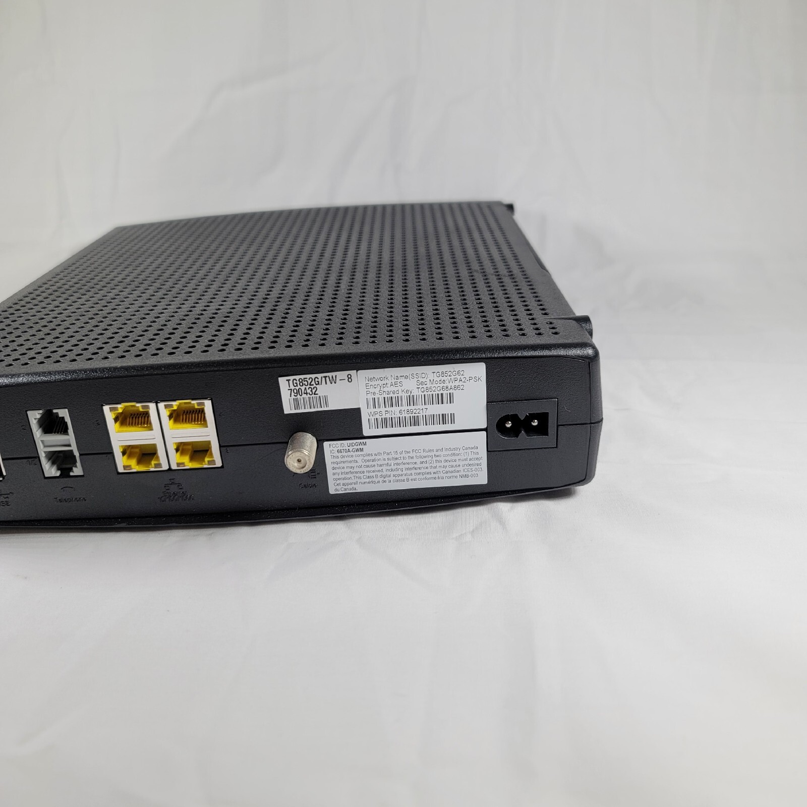 Arris TG852G Telephony Wireless Gateway Cable Modem Router Combo