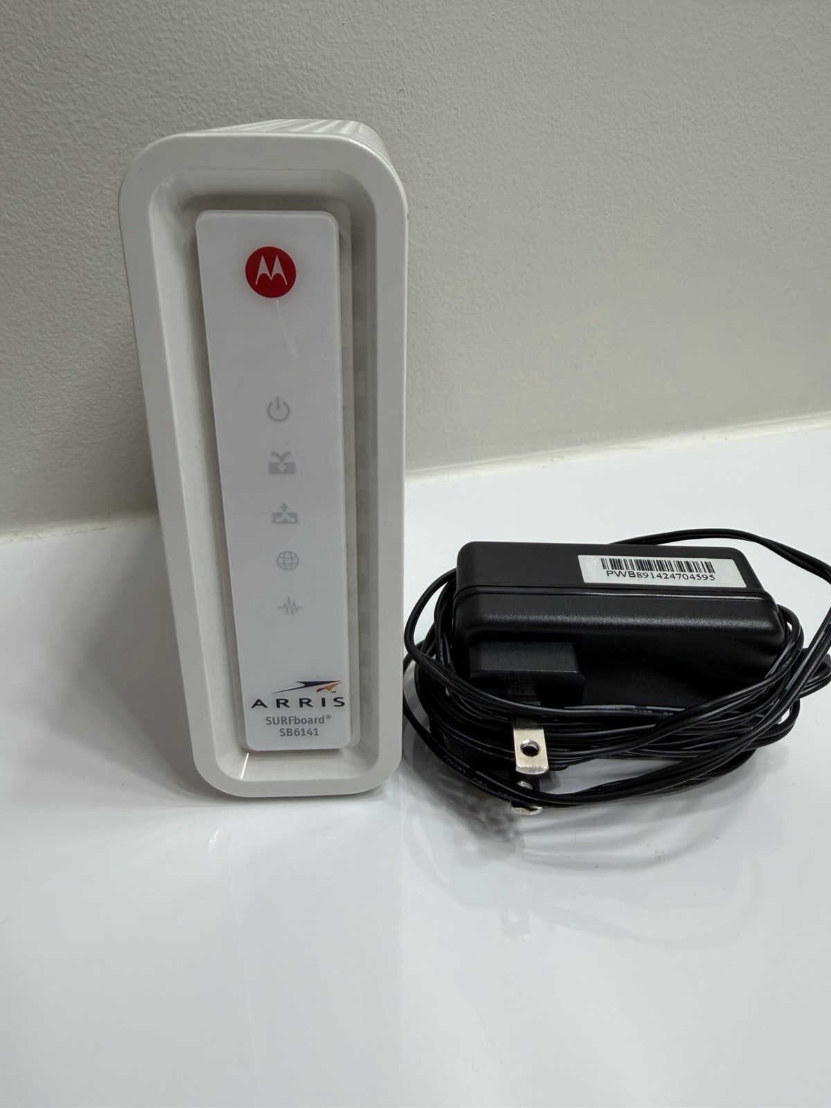 ARRIS SURFboard SB6141 Docsis 3.0 Cable Modem