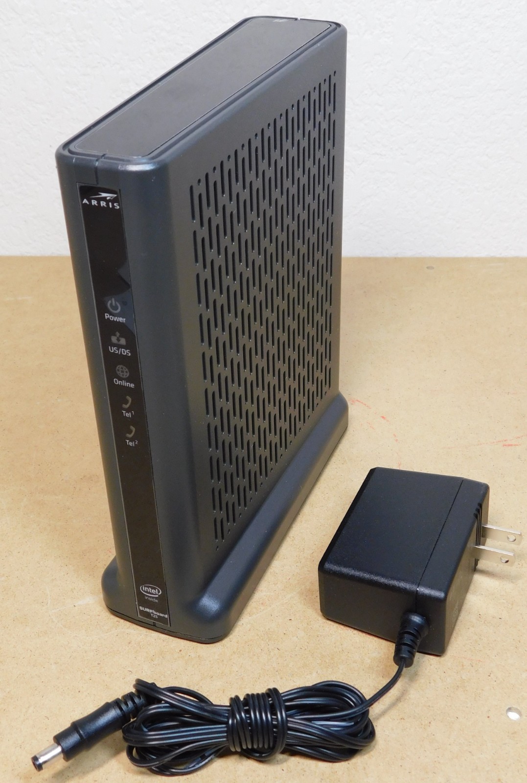 ARRIS SURFboard T25 DOCSIS 3.1 Internet & Voice Modem