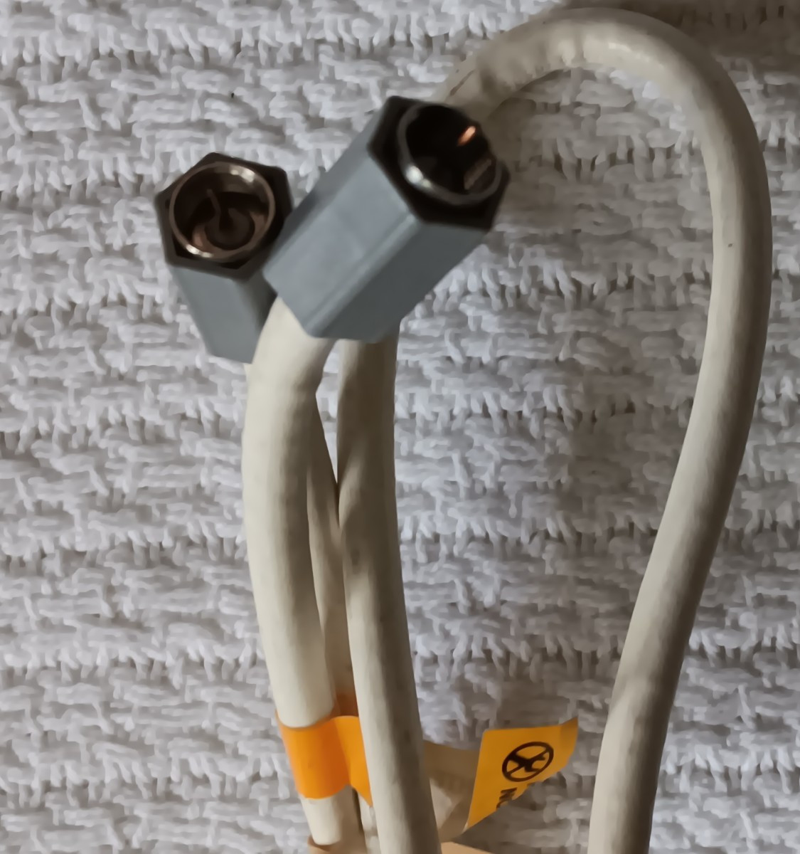 Comcast Xfinity Cable Hoax Cord Bundle Lot White Black Extreme Broadband BDS102H
