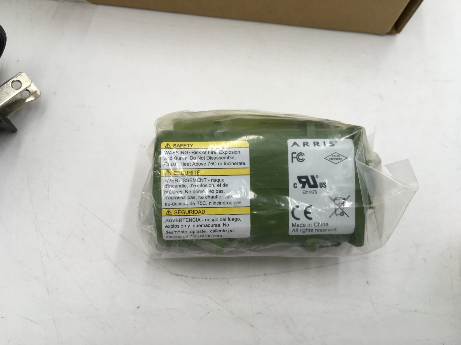 New Arris TM822G Touchstone Telephony Modem D 3.0 TM822G/NA-8 790635 battery p/s
