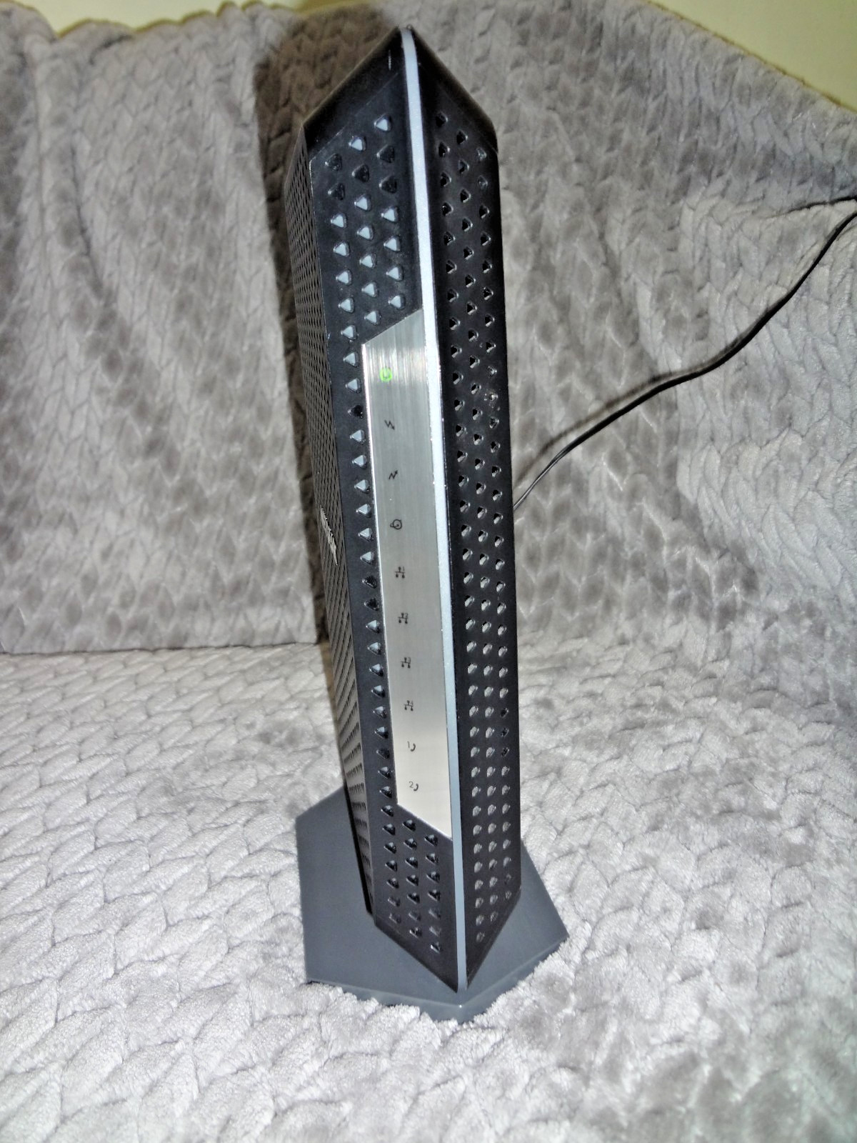 NETGEAR CM1150V Nighthawk Multi-Gig Speed Cable Modem for XFINITY Voice