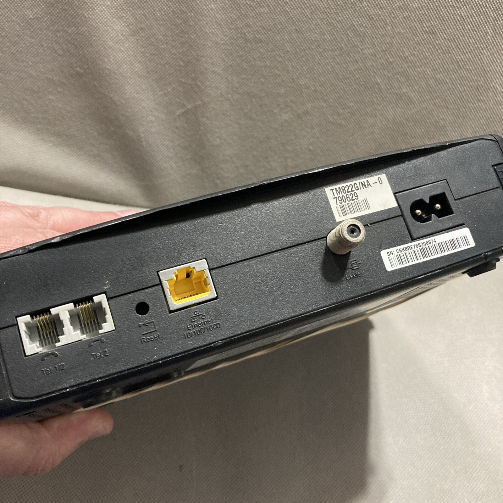 Arris TM822G Touchstone DOCSIS 3.0 8×4 Cable Modem VoIP