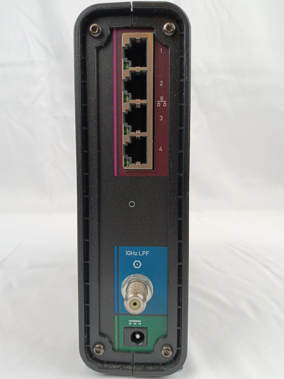 Motorola ARRIS SURFboard SBG6580 DOCSIS 3.0 Cable Modem Wi-Fi Dual Band Router