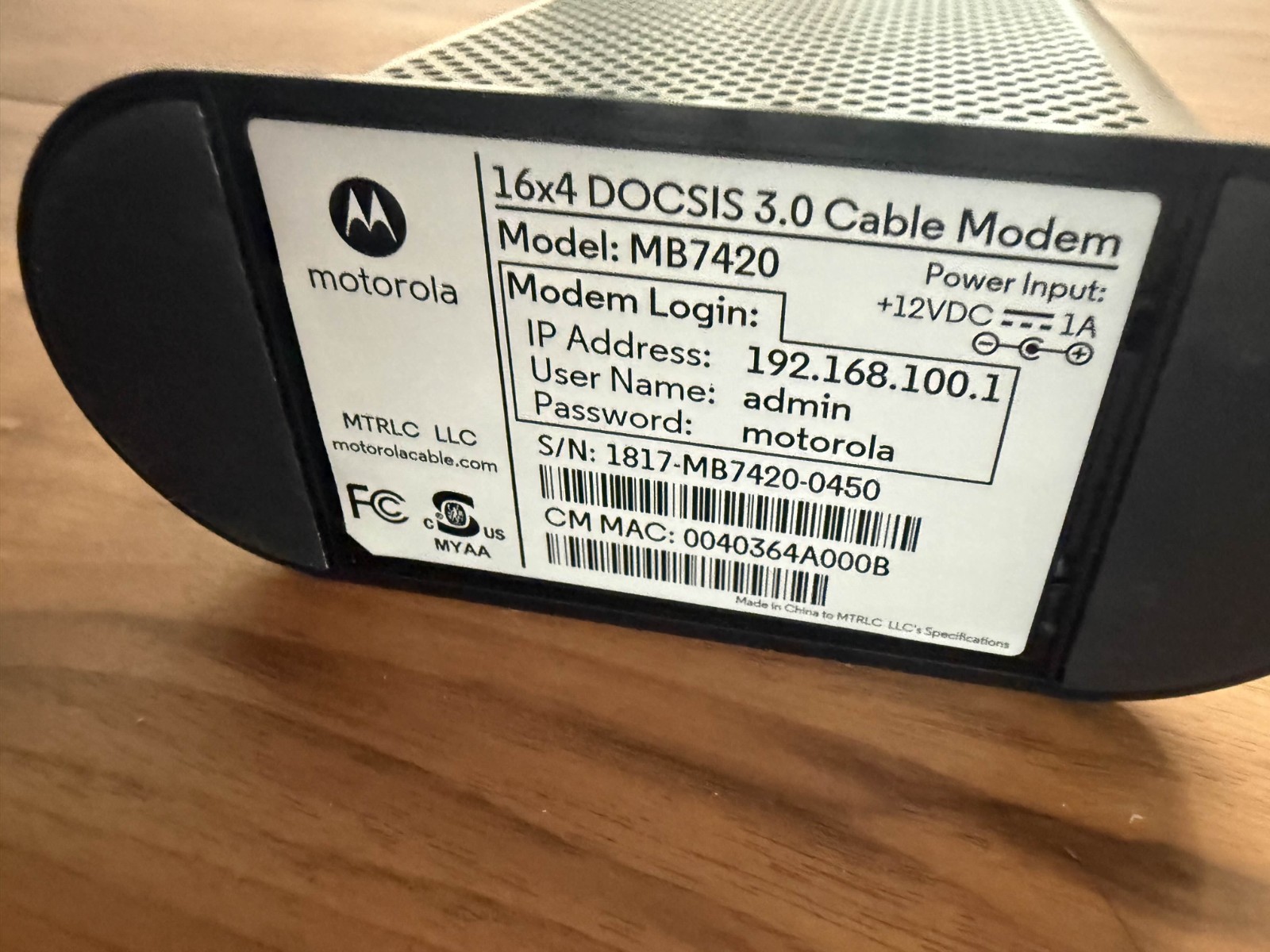 Motorola 16×4 Cable Modem, Model MB7420, 686 Mbps, DOCSIS 3.0