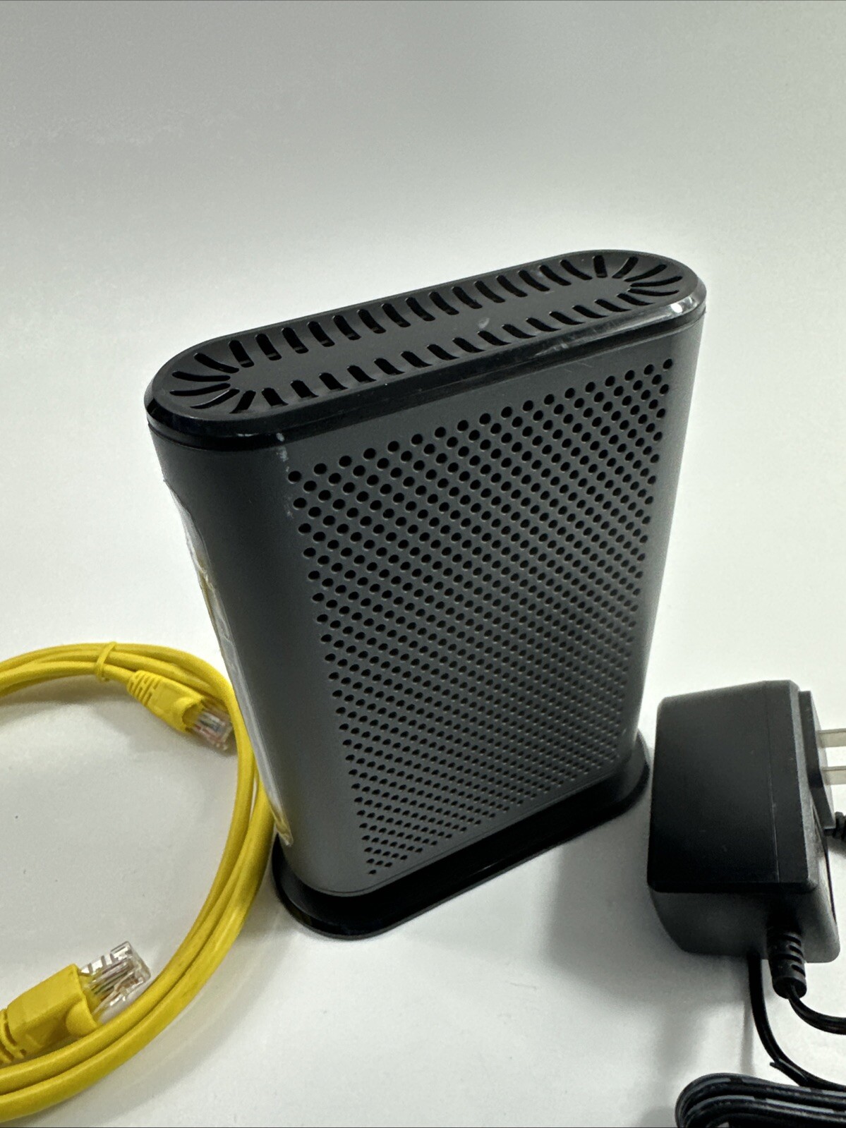 Motorola MB7220 DOCSIS 3.0 Cable Modem – Black