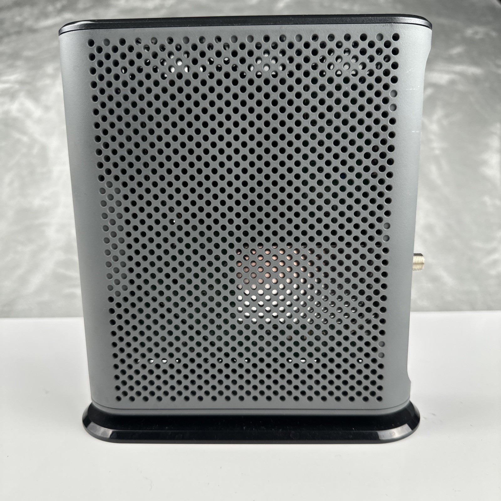 Motorola MG7550 Dual Band AC1900 Cable Modem and Wi-Fi Gigabit Router TESTED