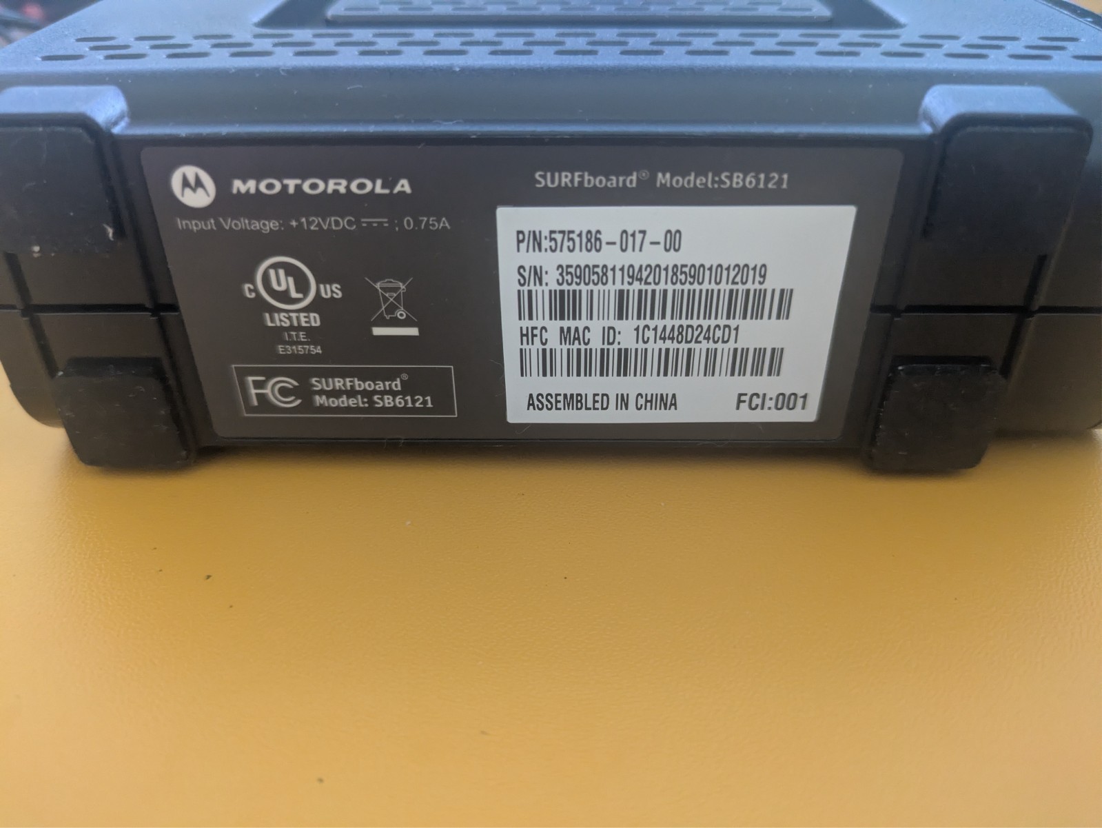 Motorola Arris SURFboard SB6121 DOCSIS 3.0 Cable Modem – Black W/AC Adapter