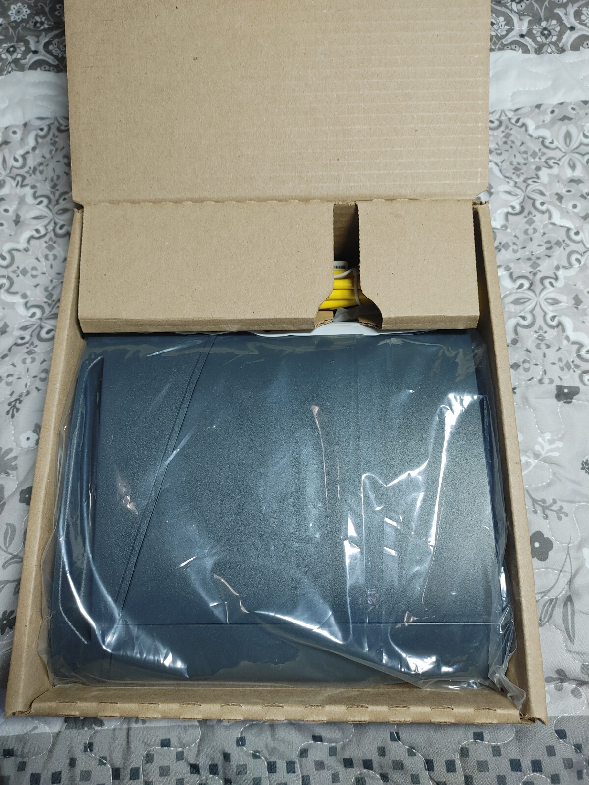 Refurbished Unit – ARRIS Surfboard G34 Modem/Router DOCSIS 3.1 Wi‑Fi 6 AX3000