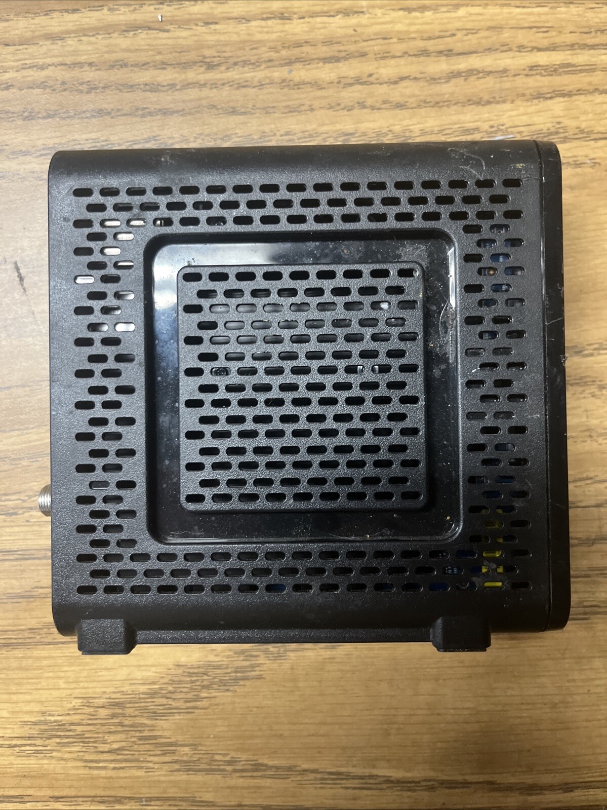 ARRIS Touchstone CM8200 DOCSIS 3.1 Cable Modem