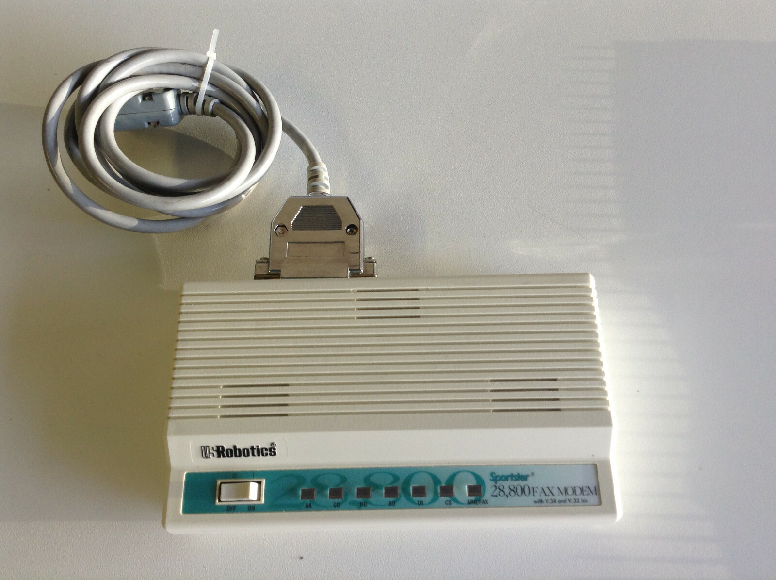 BB14: USRobotics Sportster 28,800 FaxModem CJE-0340 w/ V.34 and V.32