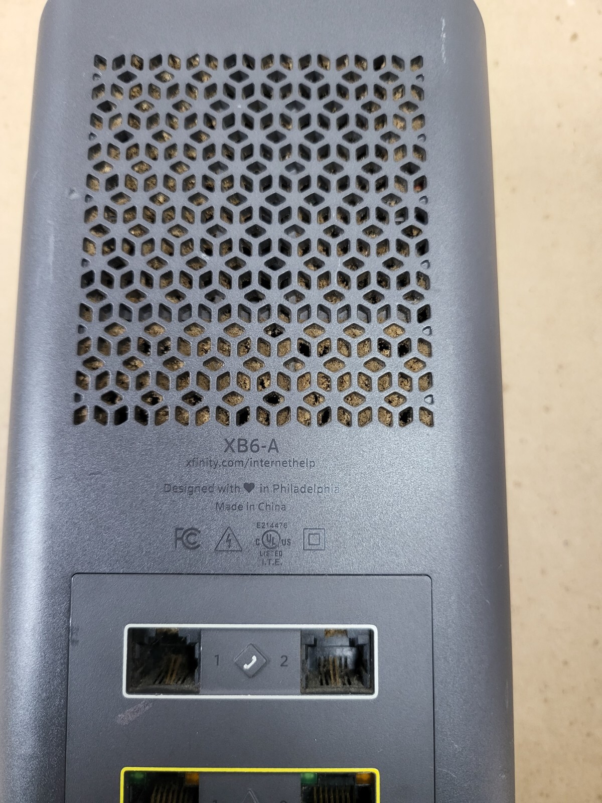 XFINITY XB6-A TG02DCW3482P2CT Modem For Parts or Not Working No Power Cord Read!