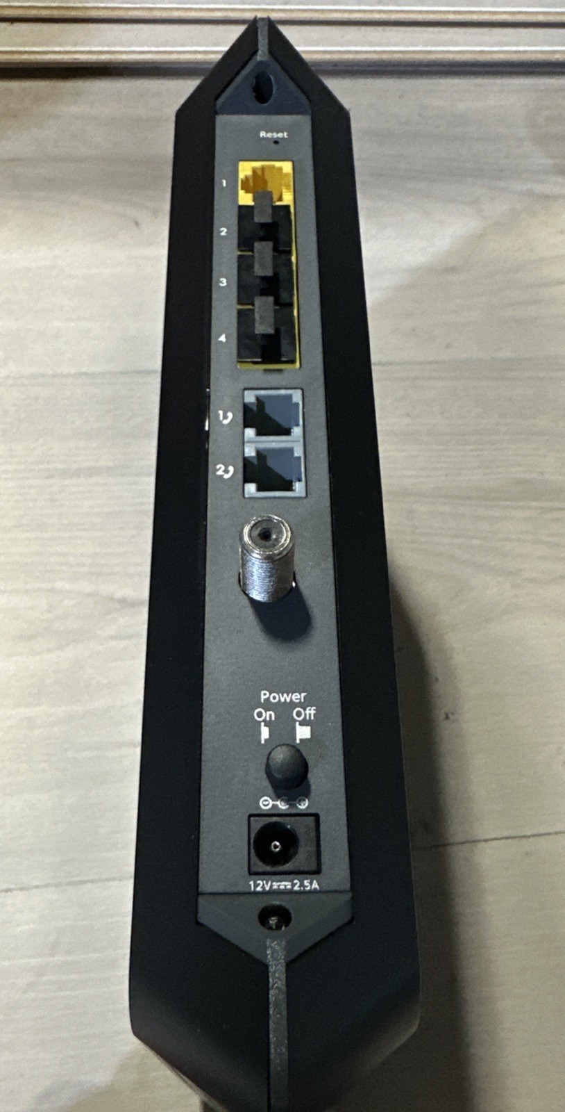 NETGEAR CM1150V Nighthawk Multi-Gig Speed Cable Modem for XFINITY Voice