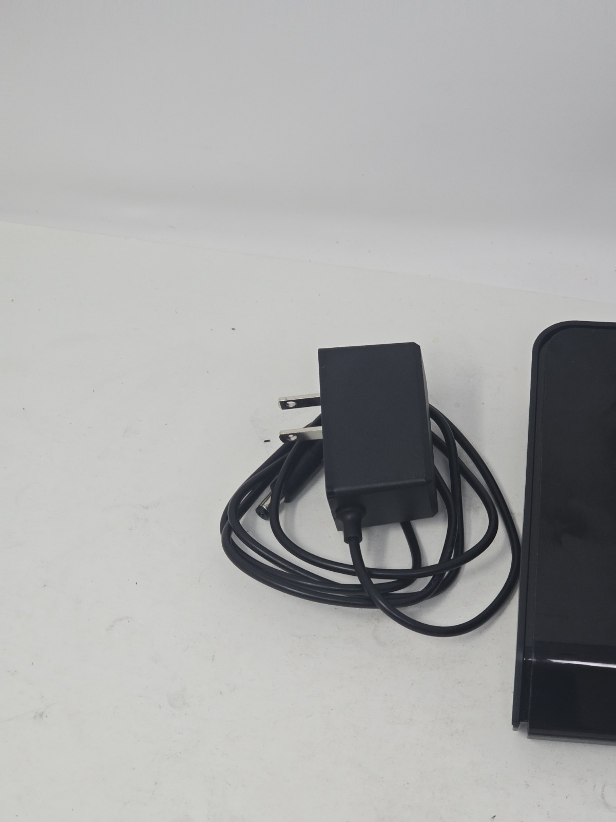 Sercom Model DM1000 Modem with Power Cord and Coax Cable Excellent Condition
