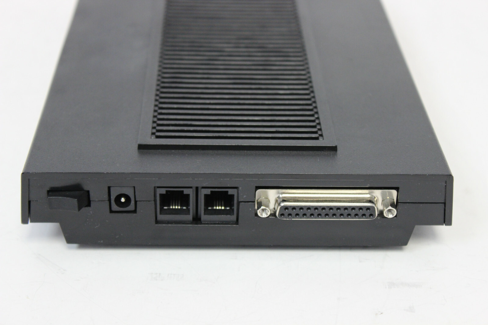 US ROBOTICS 002806-00 COURIER V.EVERYTHING 56 KBPS EXTERNAL MODEM CJE-0263 NO AC