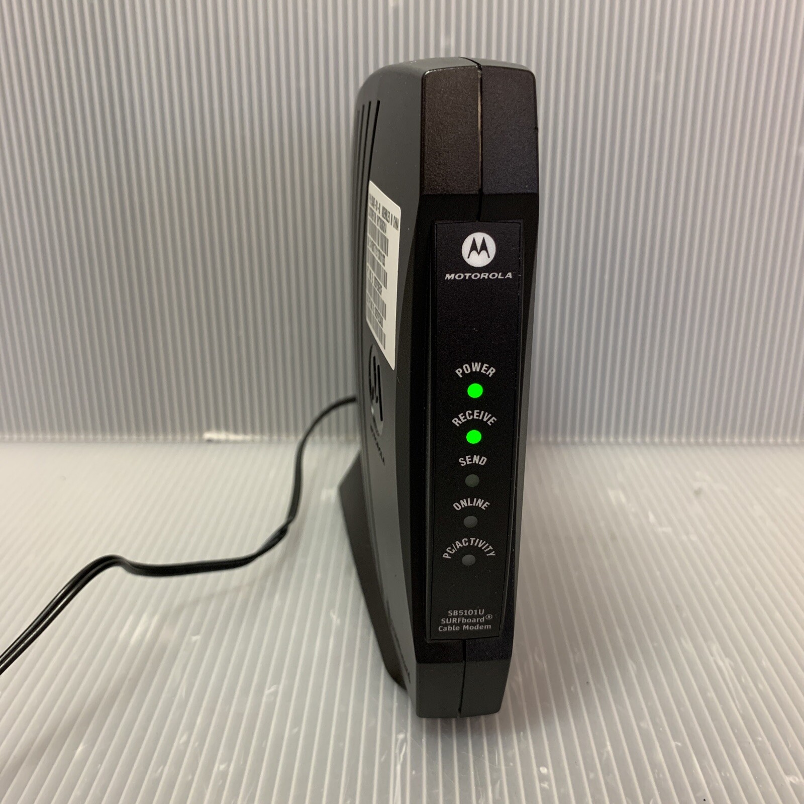 Motorola SURFboard SB5101U (563452-001-00) Cable Modem w/ Power & Network Cables
