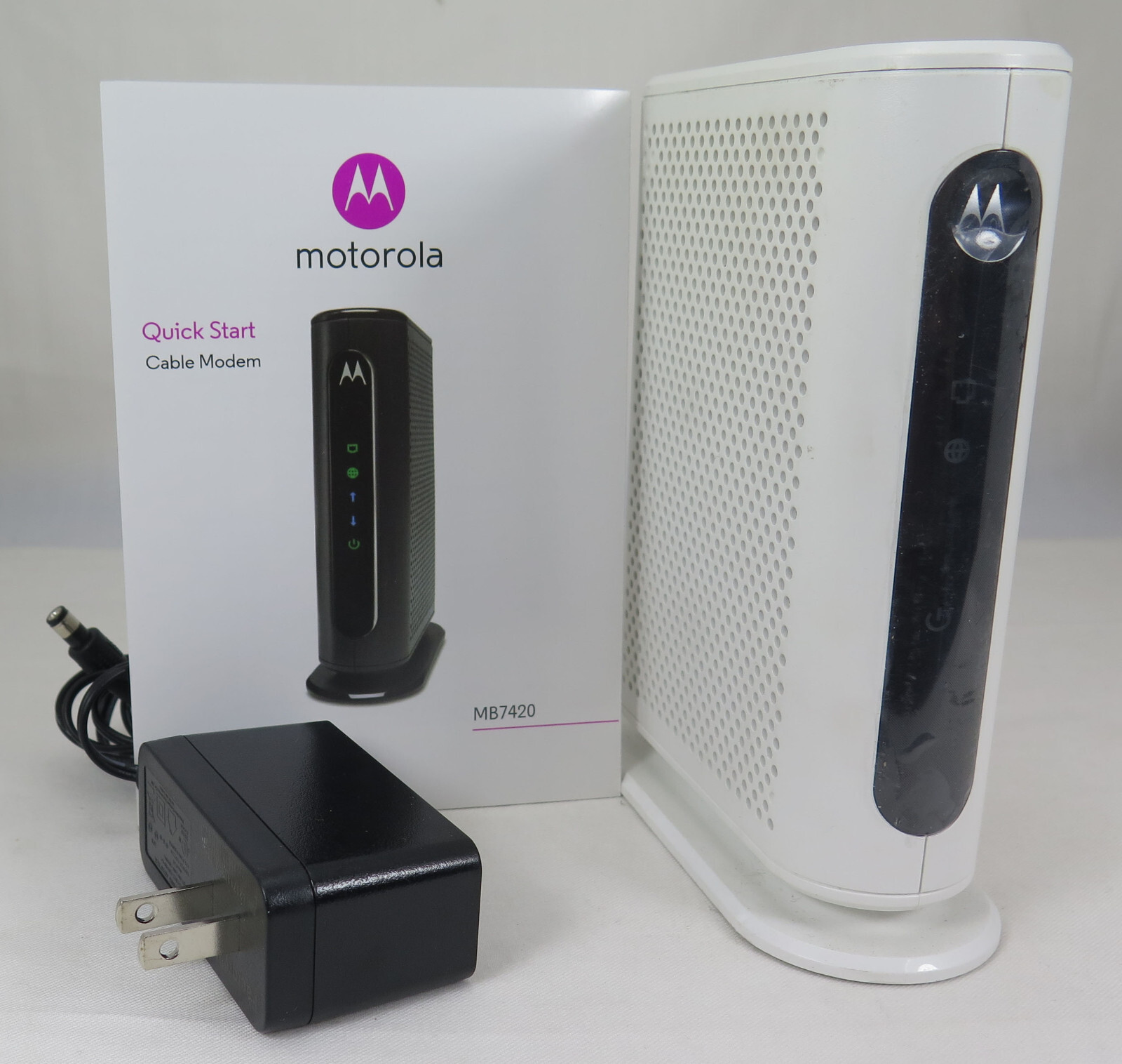 Open Box, Motorola 16×4 Cable Modem, Model MB7420, 686 Mbps, DOCSIS 3.0