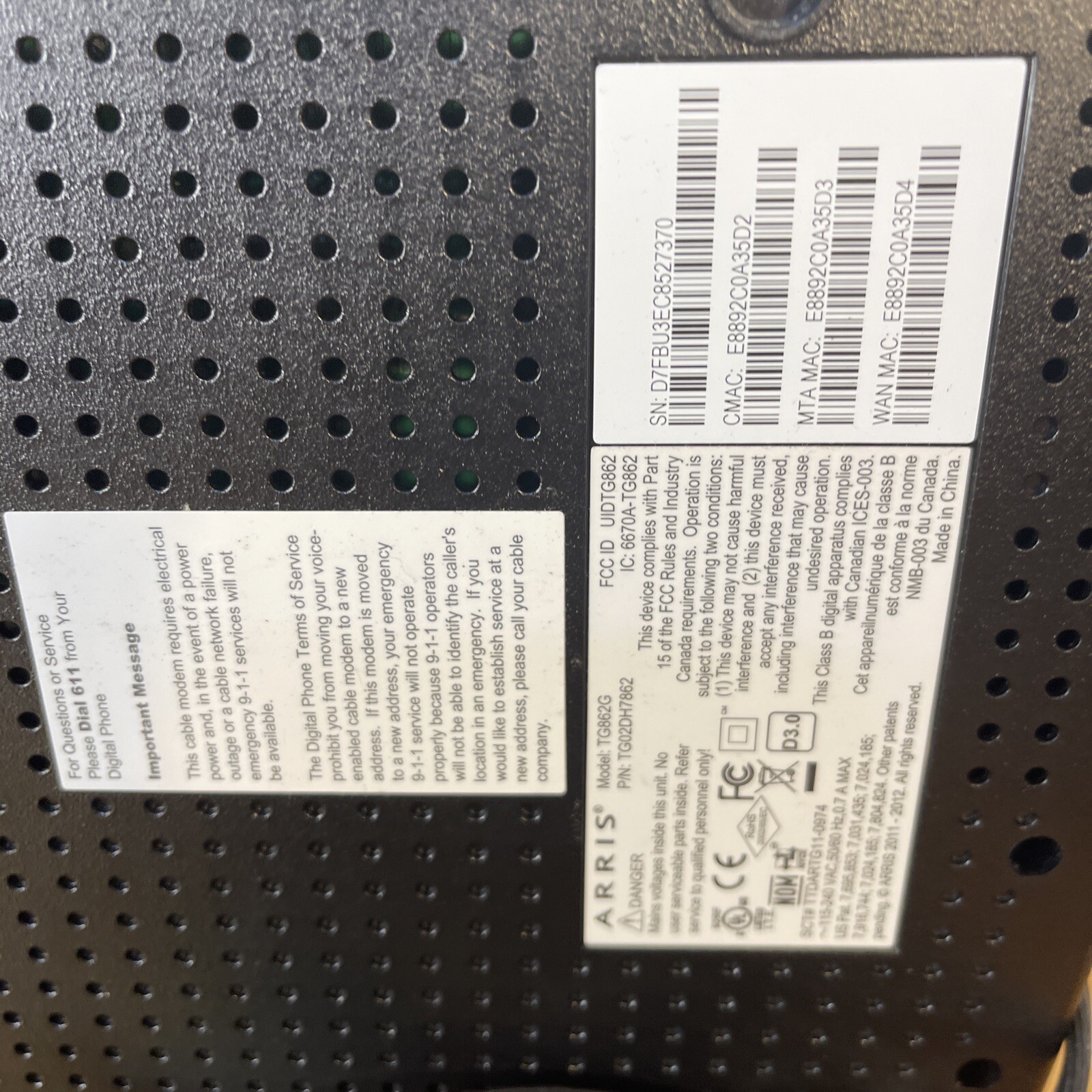ARRIS TG862G/CT Wireless Gateway Modem 802.11b/g/n Xfinity XB2 WiFi Tote20
