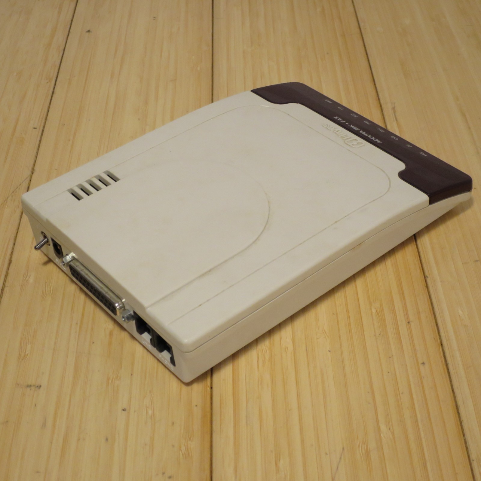 HAYES 4703US ACCURA 56K EXT FAX MODEM ACCURA 336/56K FAX (no cables)