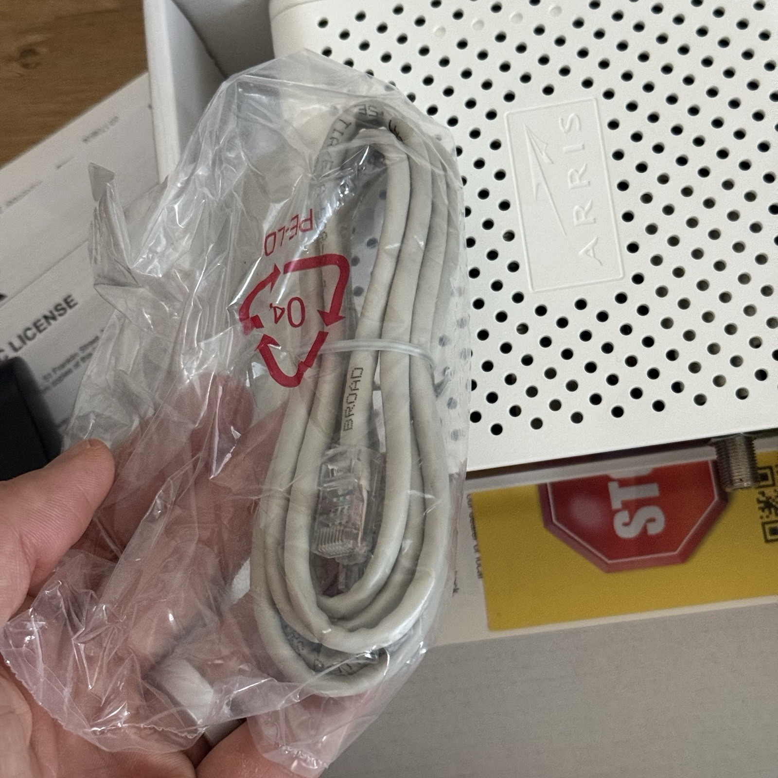 Arris SB6183 Surfboard DOCSIS 3.0 16×4 Cable Modem 686 MBPS Xfinity Spectrum