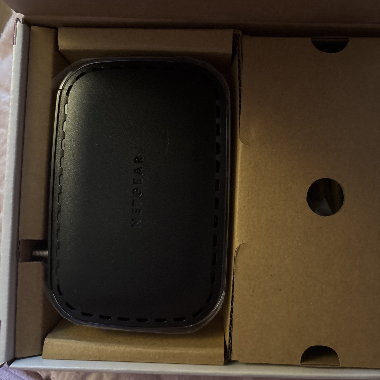 Netgear DOCSIS 30 (CM400-100NAS) 340 Mbps