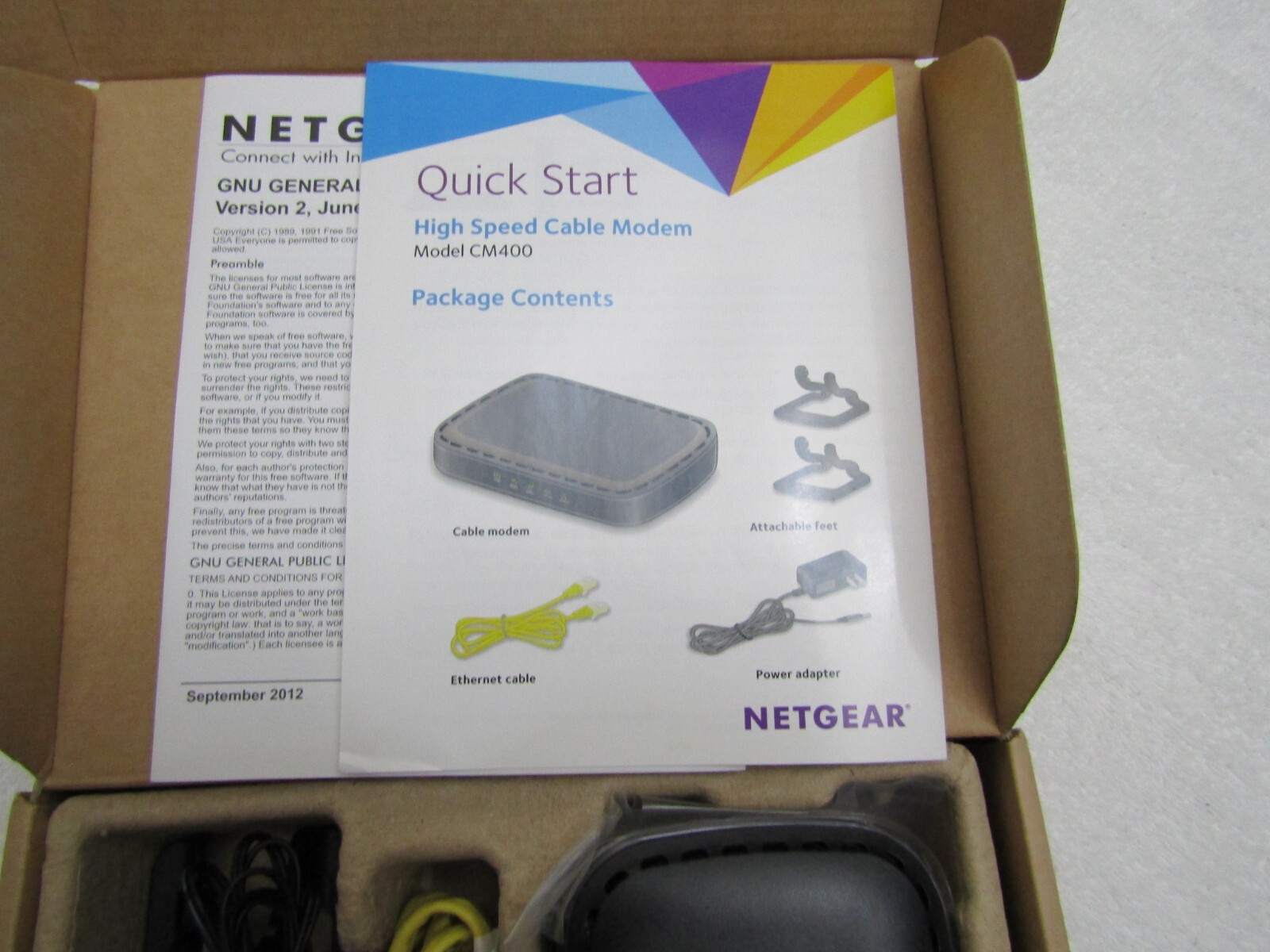 Netgear CM400 Cable Modem /w Box and Instructions Complete